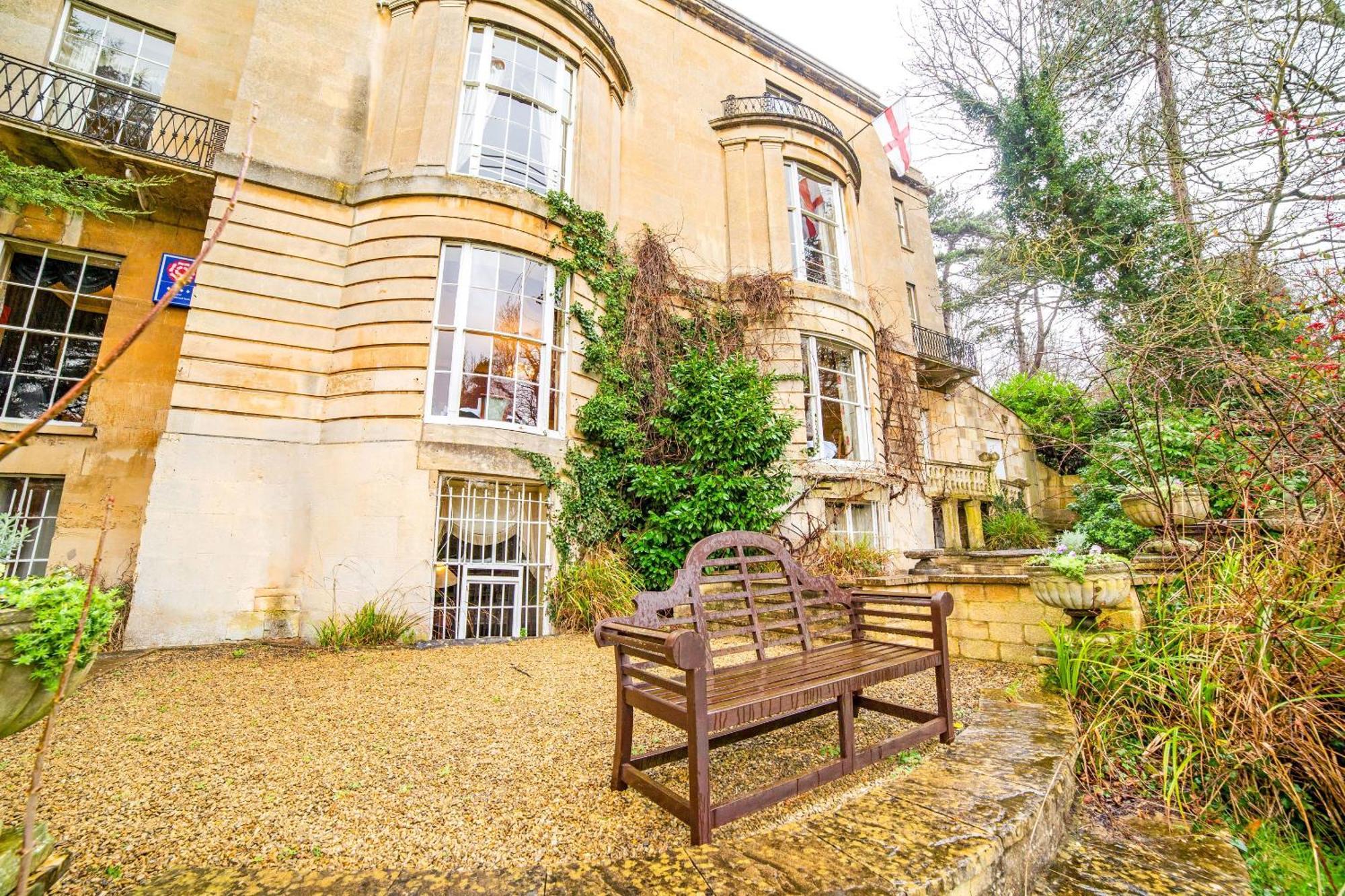 Oyo Bailbrook Lodge, 4*