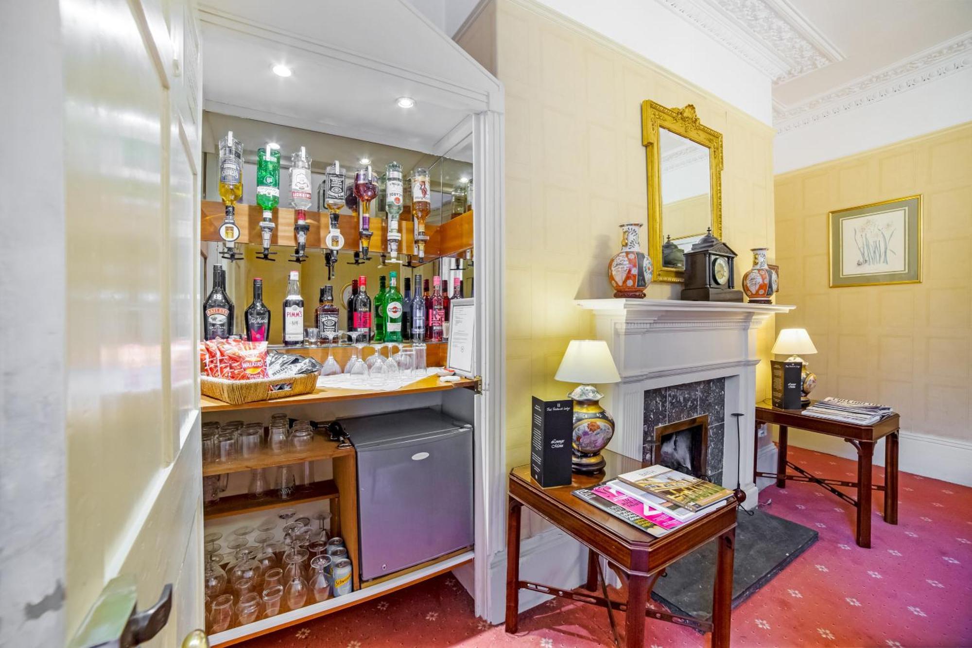 Oyo Bailbrook Lodge,