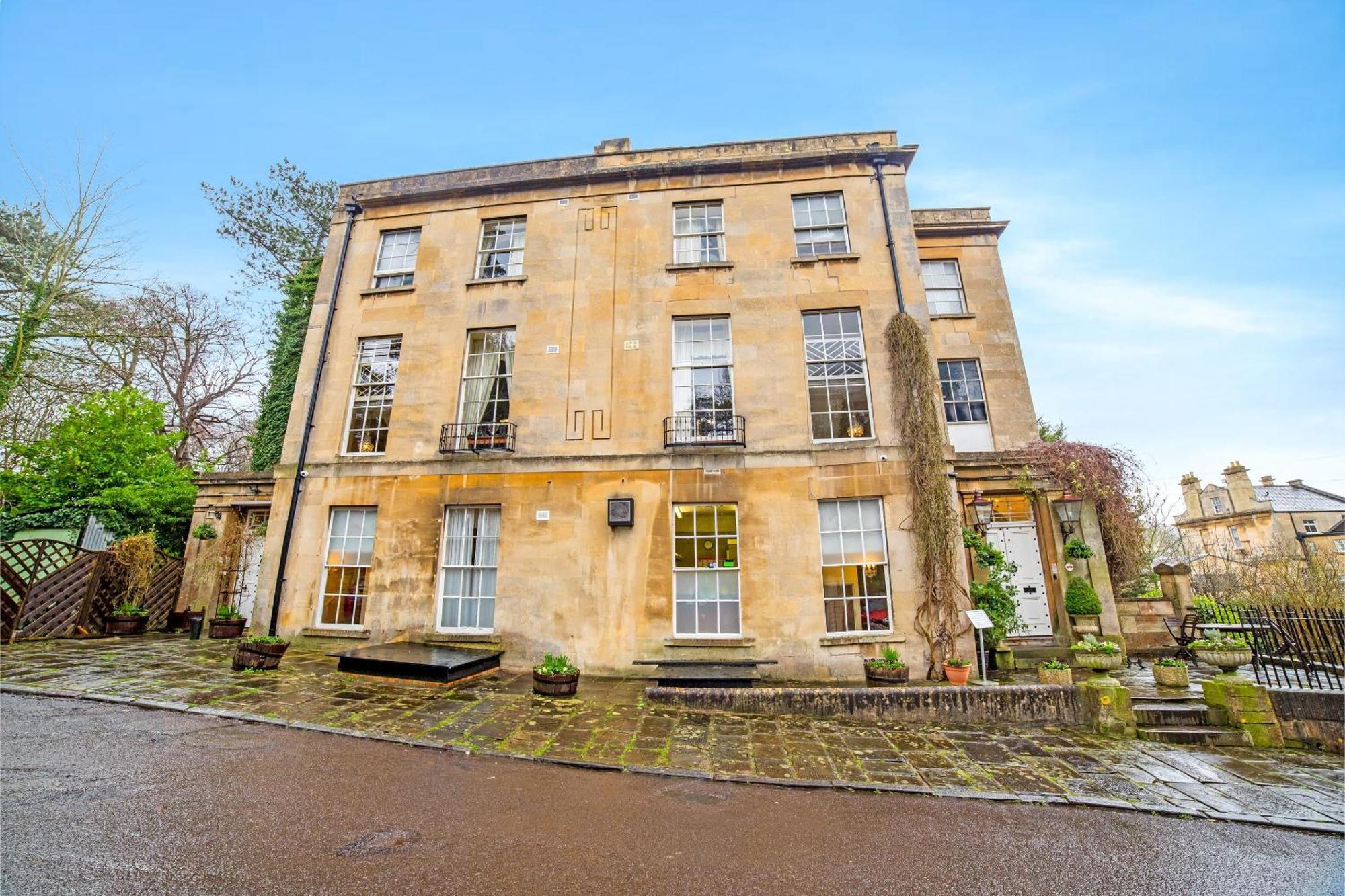 Oyo Bailbrook Lodge, Hotel 4*