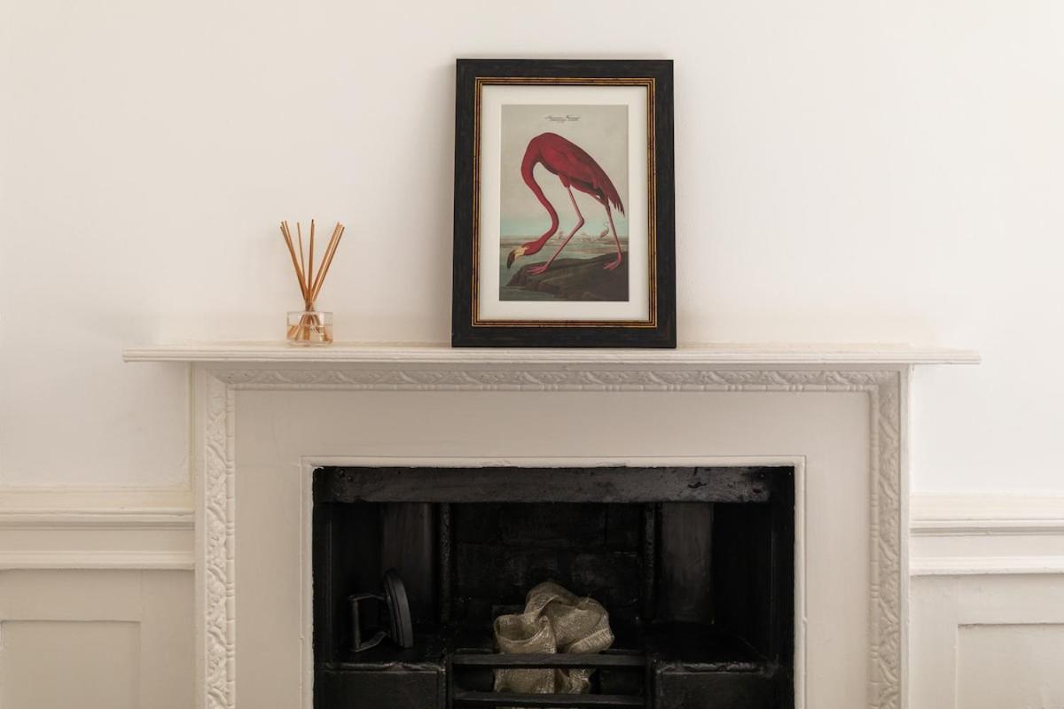 Pierrepont Street - Location - Charming 1-bed Bath