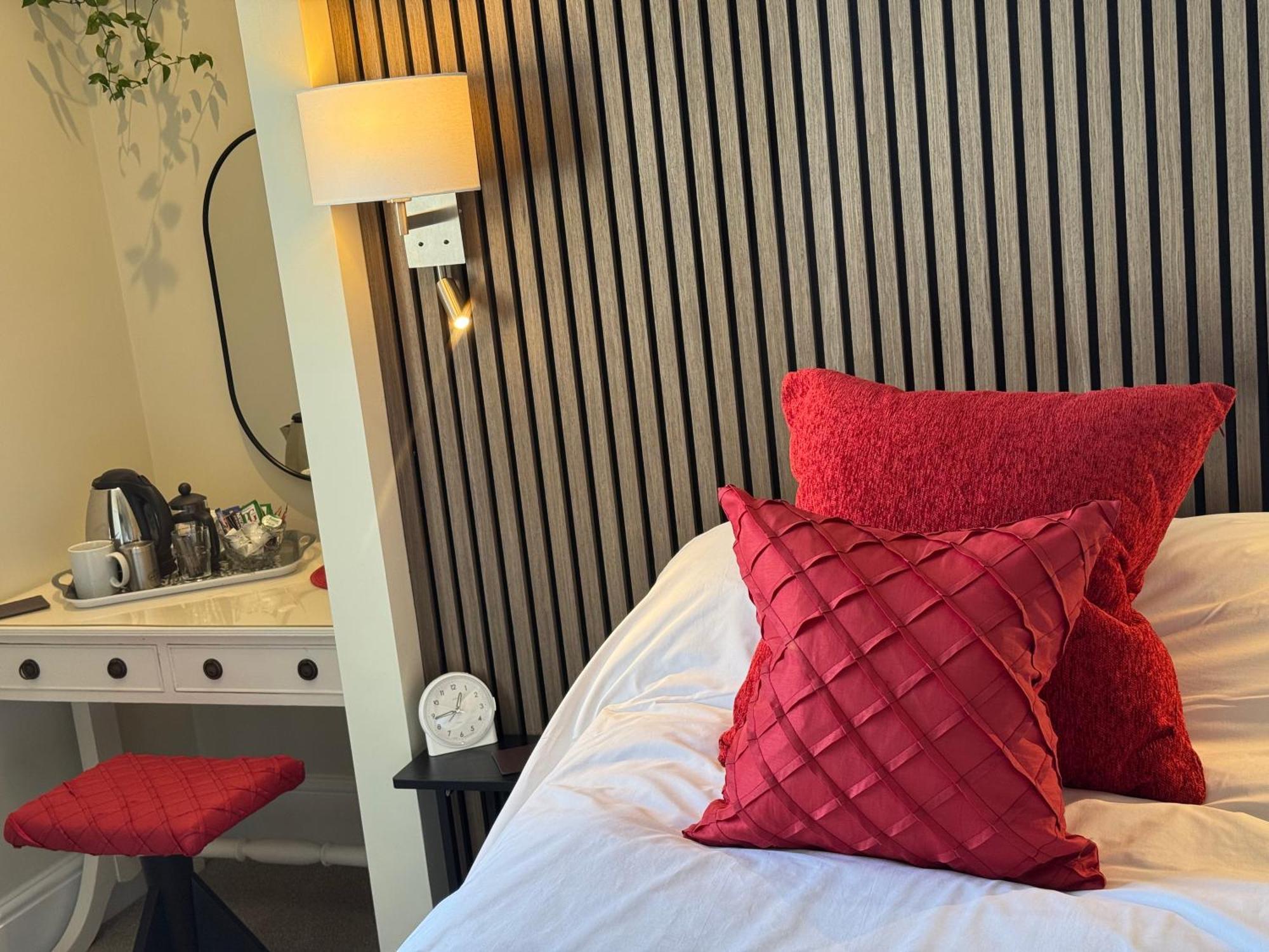 Devonshire House Guest house 4*