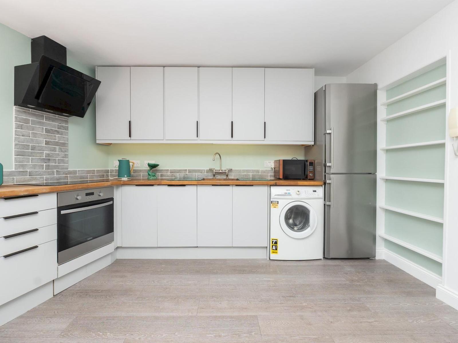 Bright Flat Close To The Centre Pass The Keys * Bath