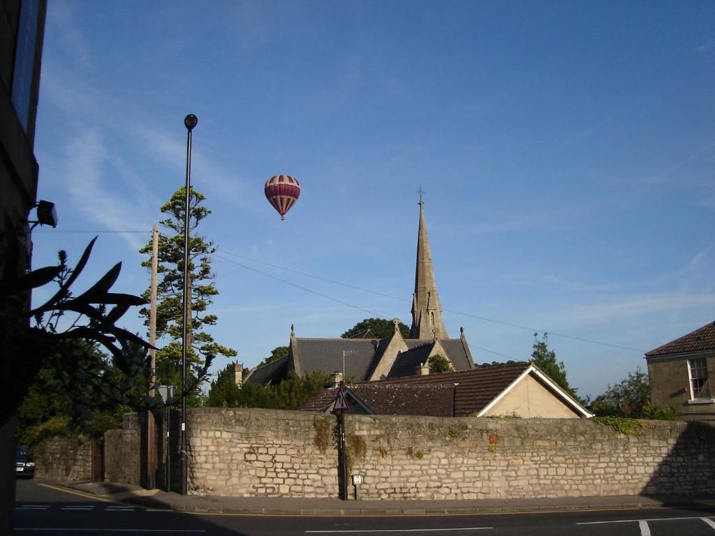 Devonshire House Guest house 4*