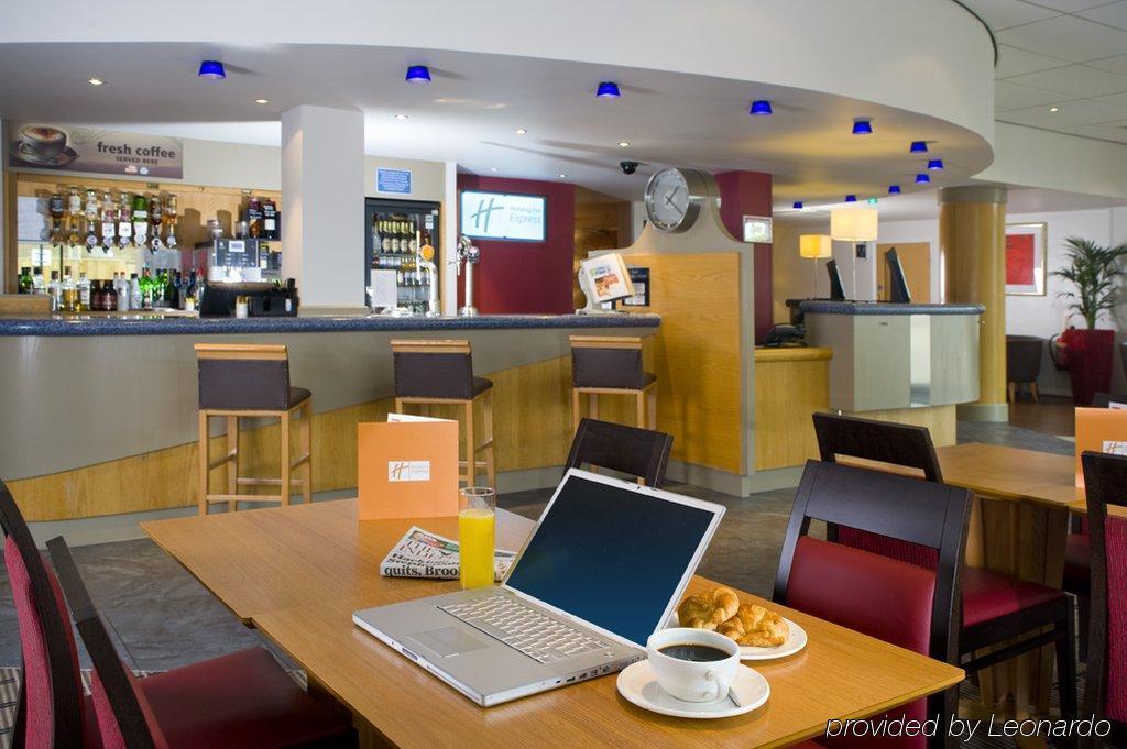 Express By Ihg 3*