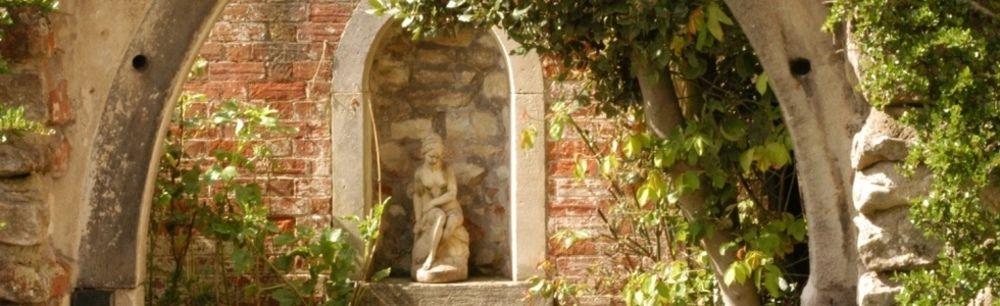 Bed & Breakfast The Old Priory 4*