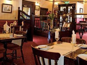 Royal Hotel