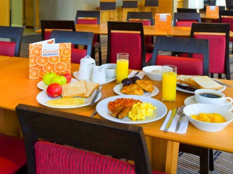Express By Ihg 3* Bath