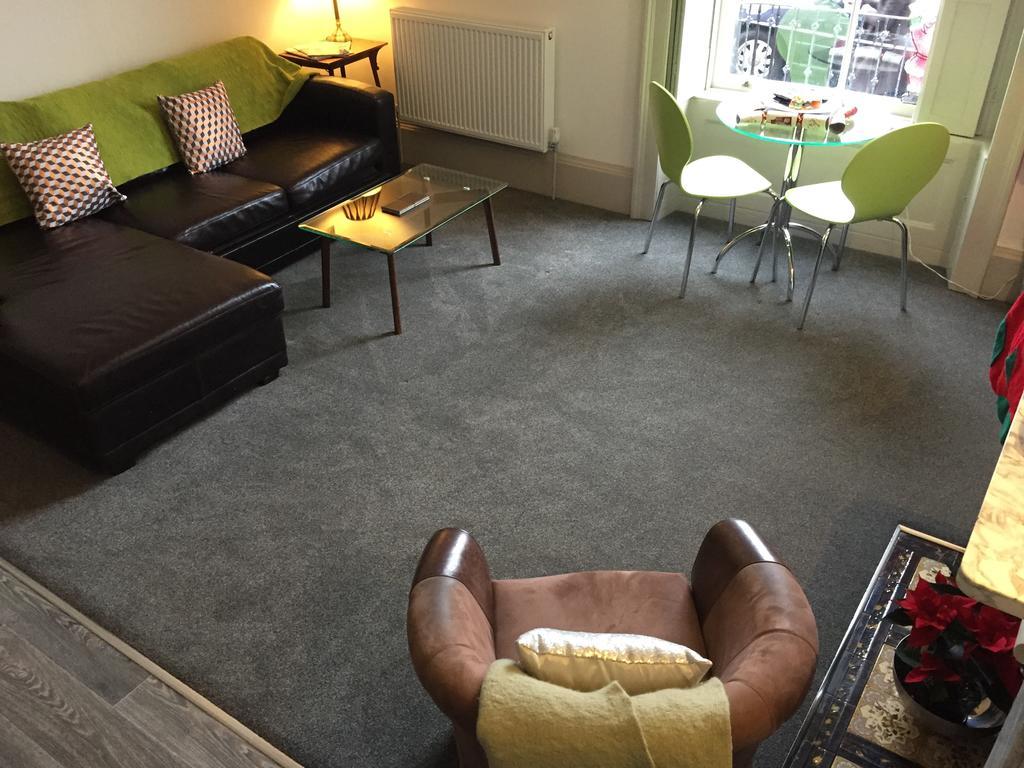 Ground Floor City Retreat * Bath