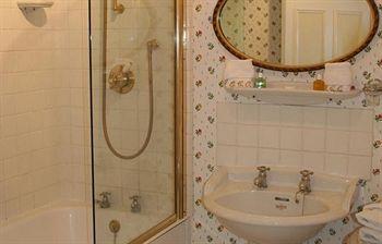 Queen Charlottes Orangery 4* Bath