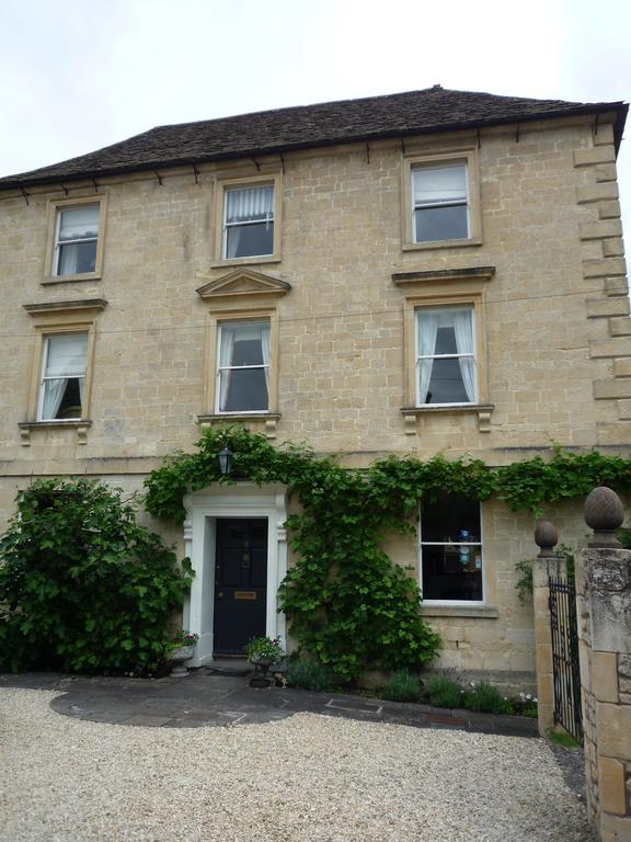 Poplar House Bed & Breakfast Bath