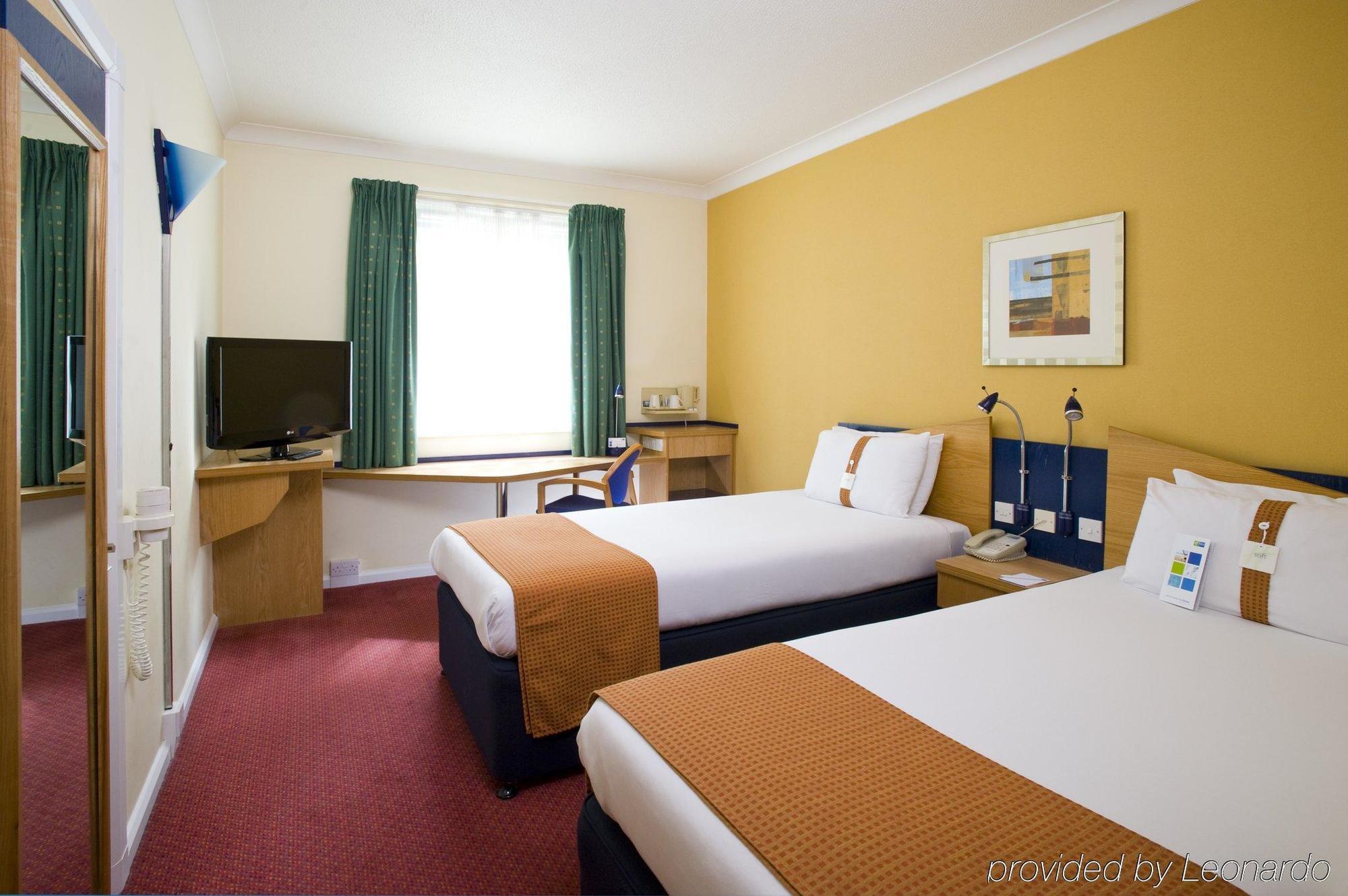Express By Ihg Hotel