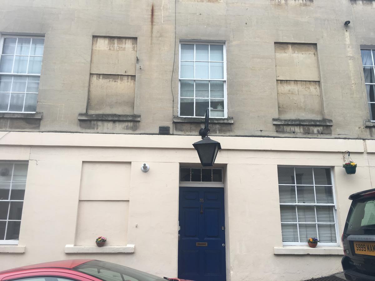 2 Bed, Ground Floor Bijou Georgian Bath