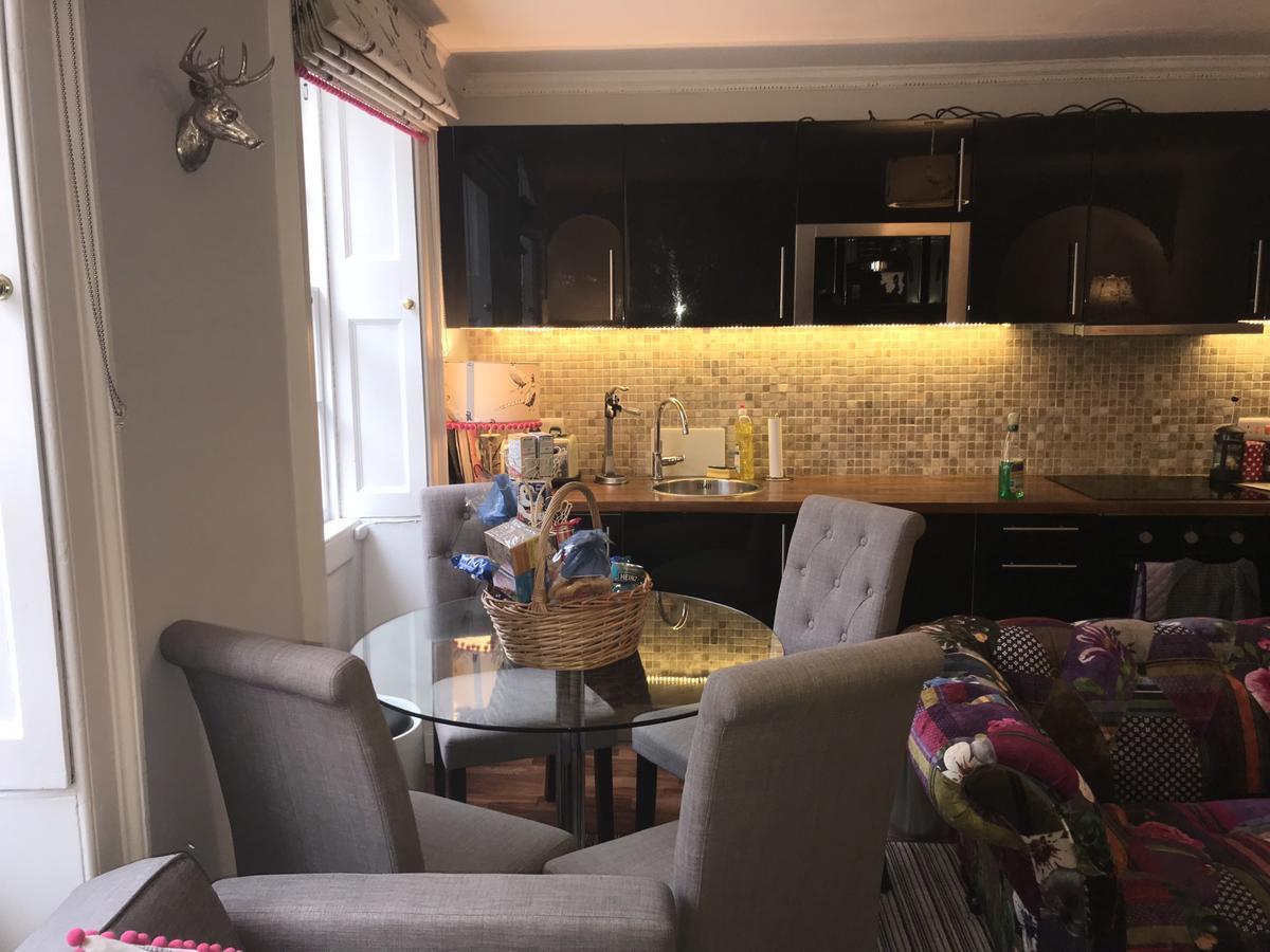 Bed & Breakfast City Centre - Rivers Street, Quiet 2 Bed Ground Floor Georgian Garden Apartment