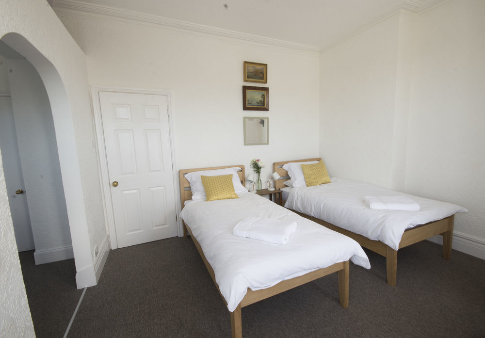 Bed & Breakfast Bridge House