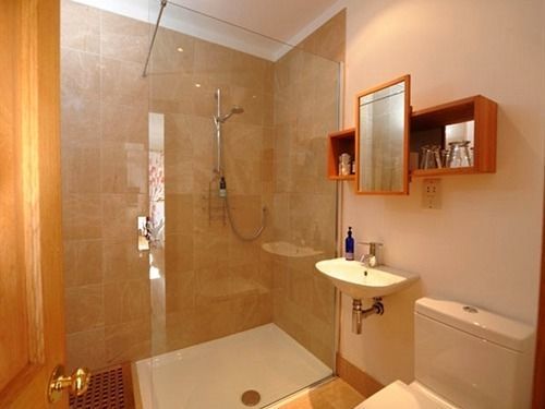 Bodhi House Bath