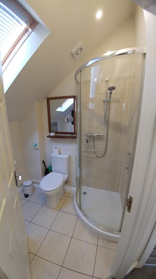 The House - Free 1st Breakfast - Free Parking Apartment *