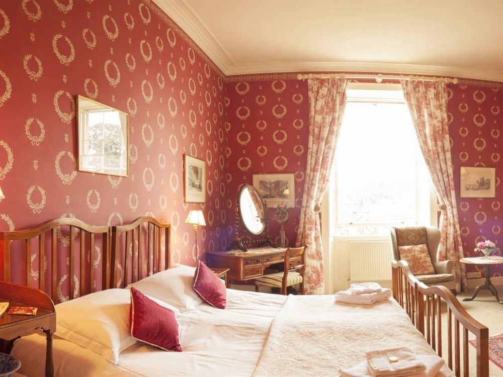 95 Sydney Place 4* Bath
