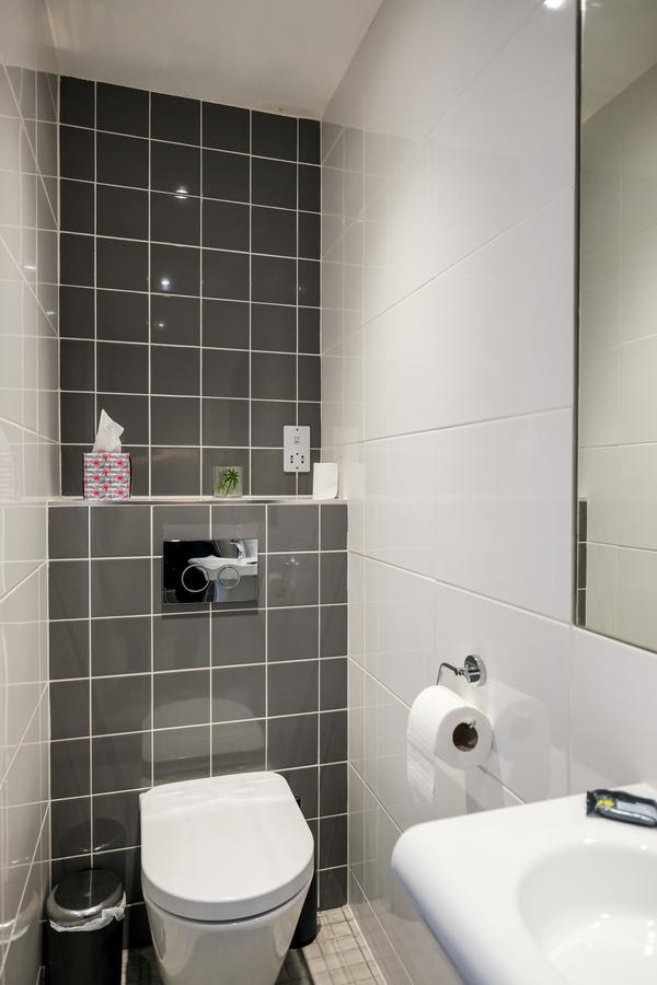 Bridge House Bed & Breakfast Bath