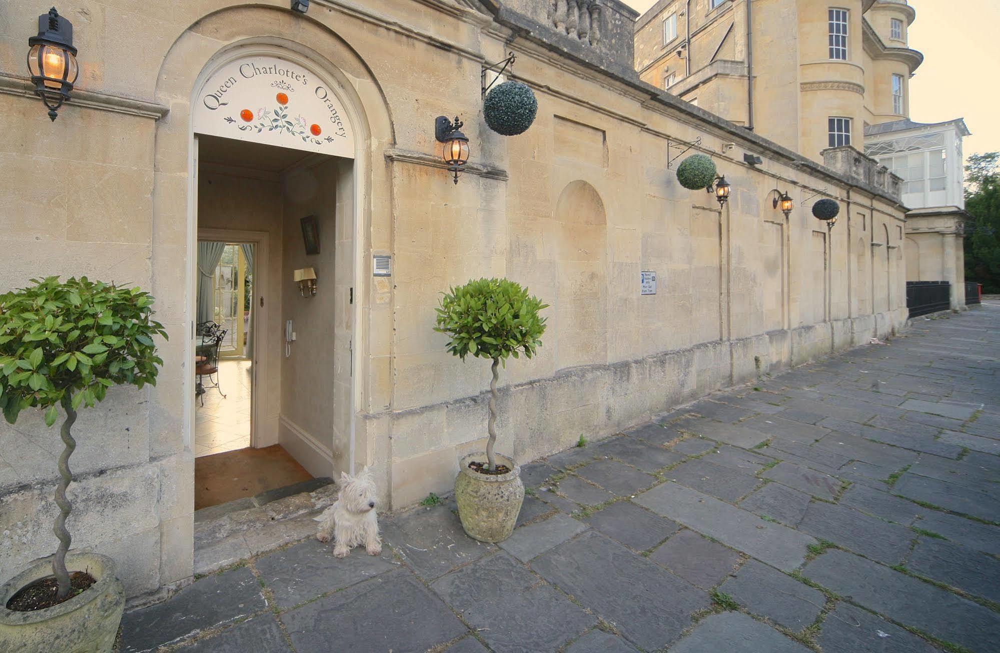 Bed & Breakfast Queen Charlottes Orangery 4*
