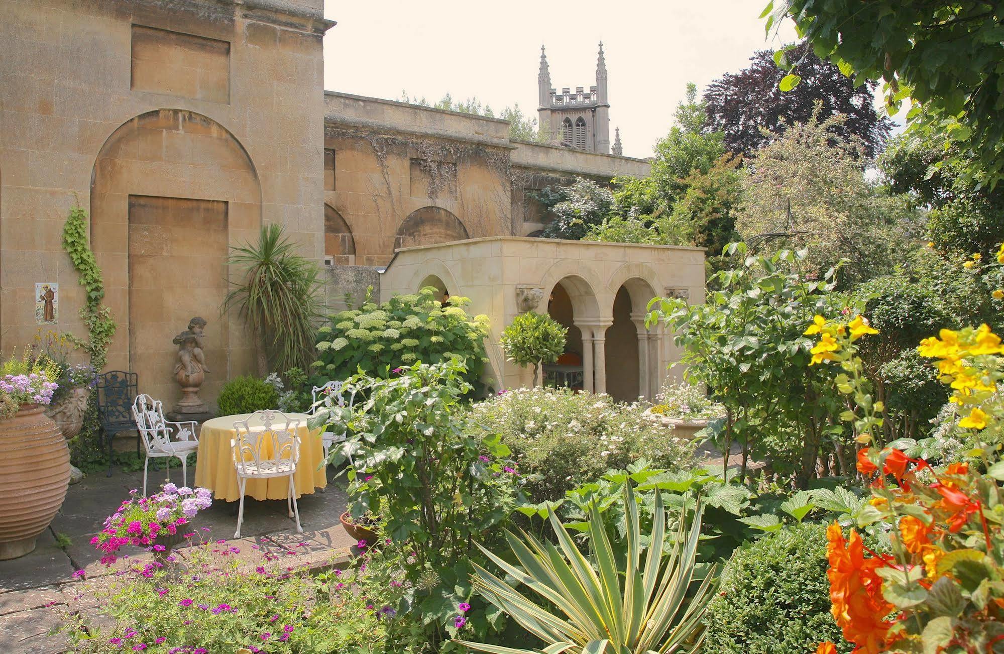 Queen Charlottes Orangery Bed & Breakfast
