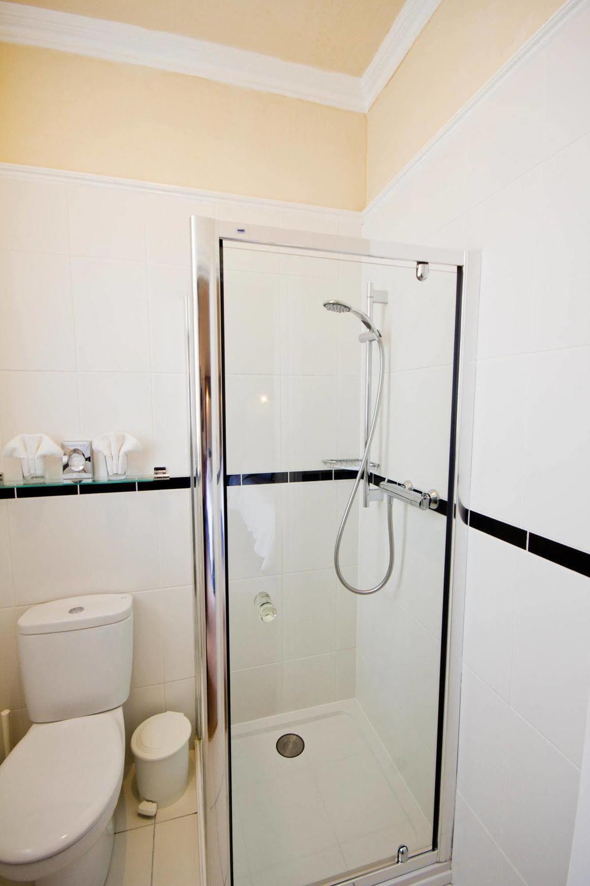 Cranleigh Bath