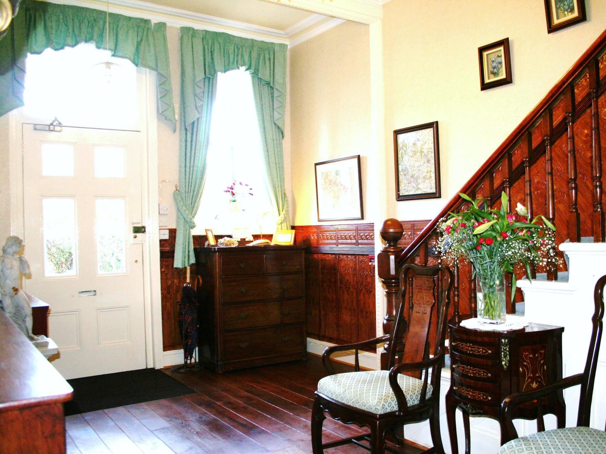 Guest house Cranleigh Bath