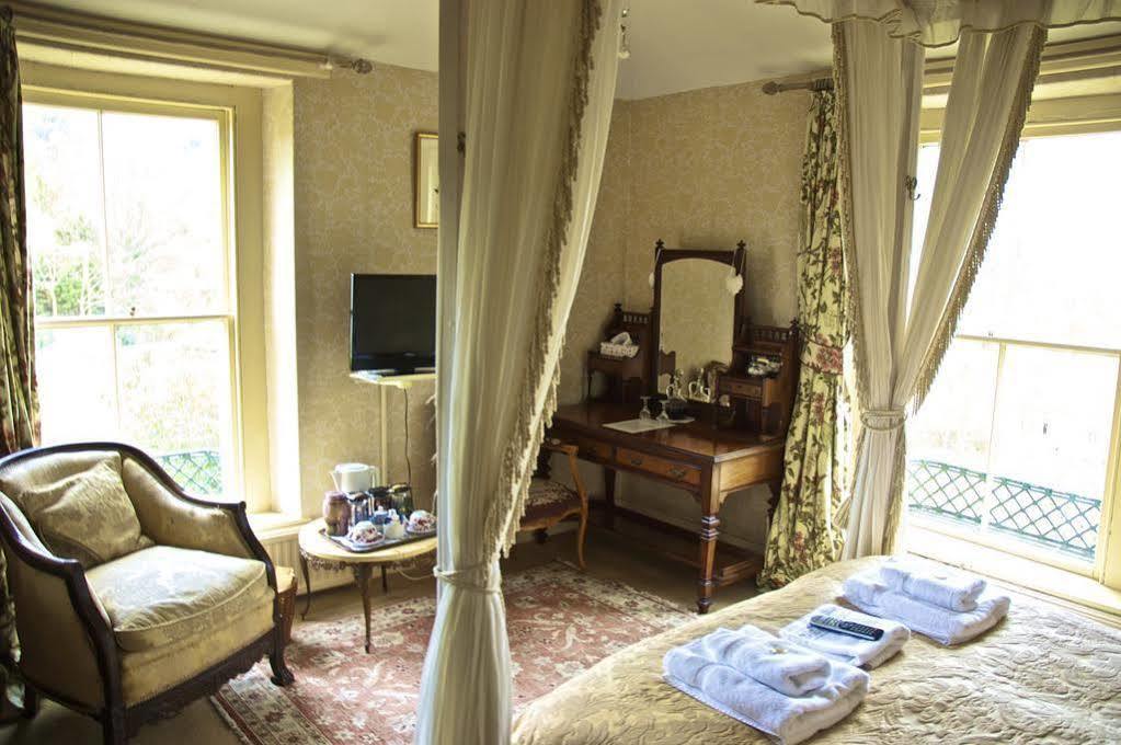 Bloomfield House 4*