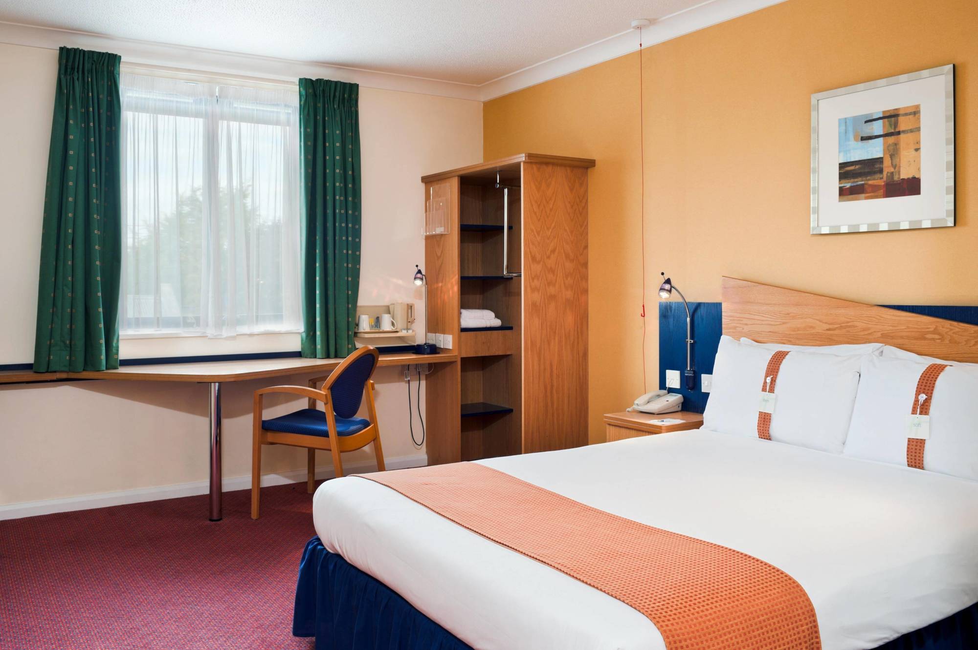 Express By Ihg 3* Bath