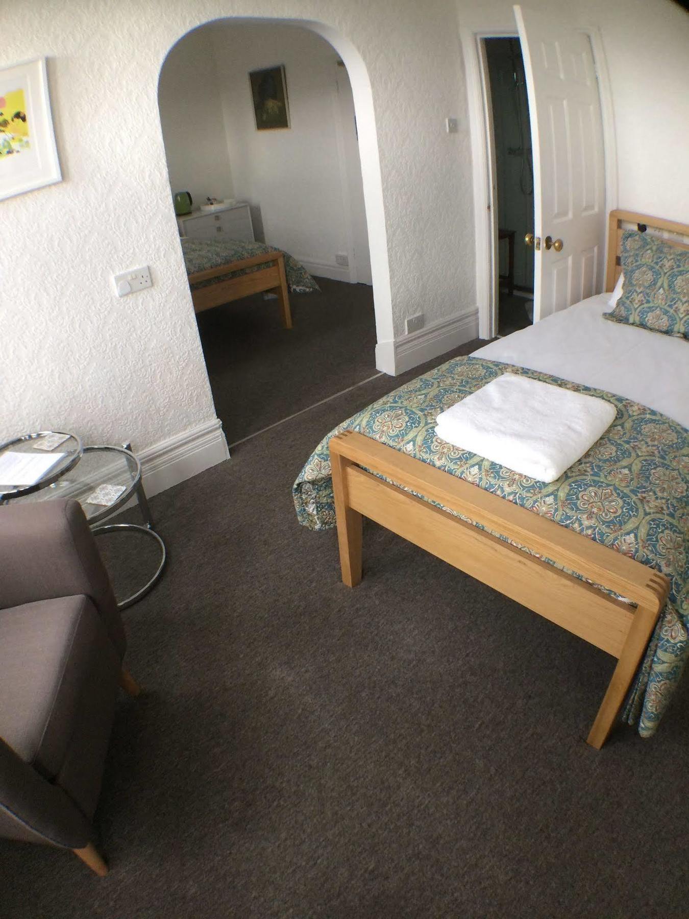 Bridge House Bed & Breakfast Bath