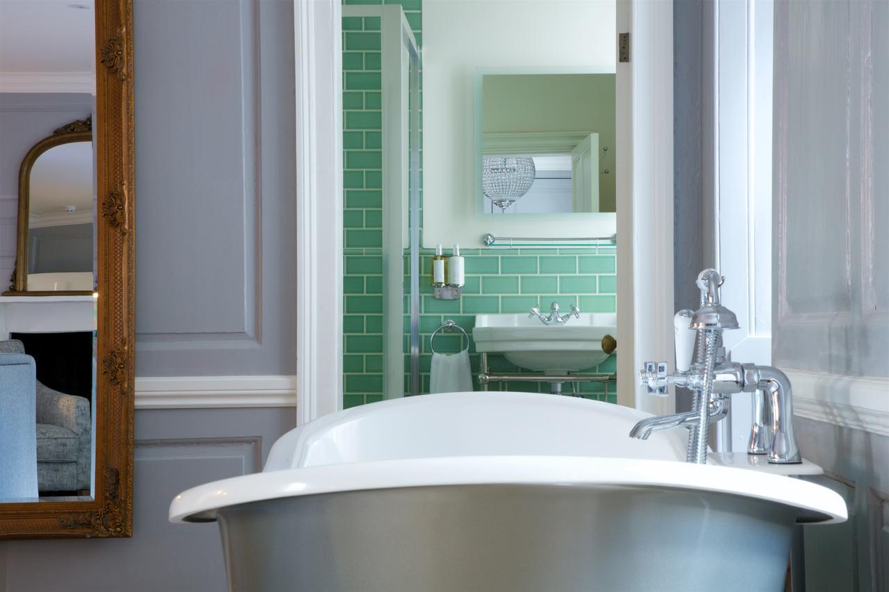 Eight Hotel Bath