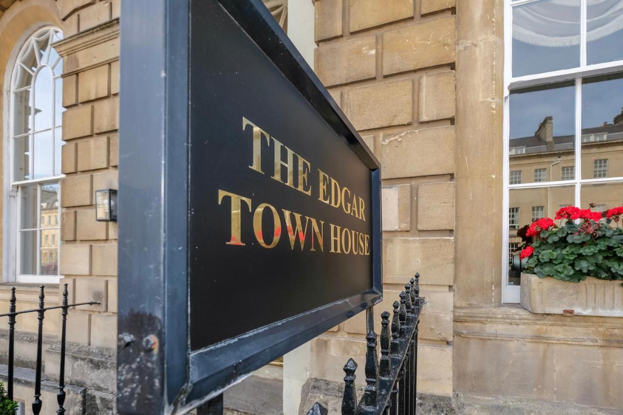 Edgar Townhouse Bath