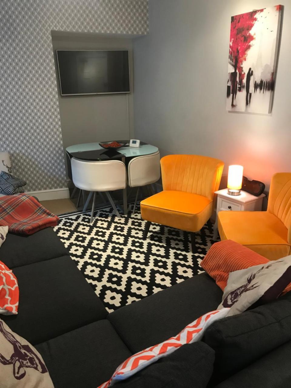 1 Bed * Bath