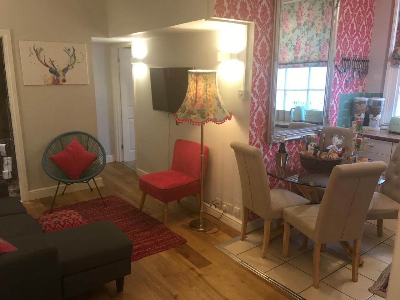 Apartment 2 Bed, Ground Floor Bijou Georgian *
