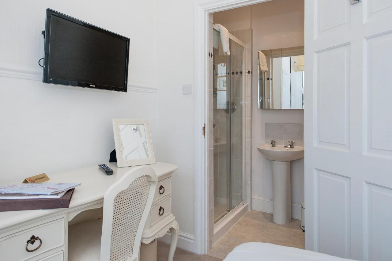 Apple Tree Boutique Bed & Breakfast Bath