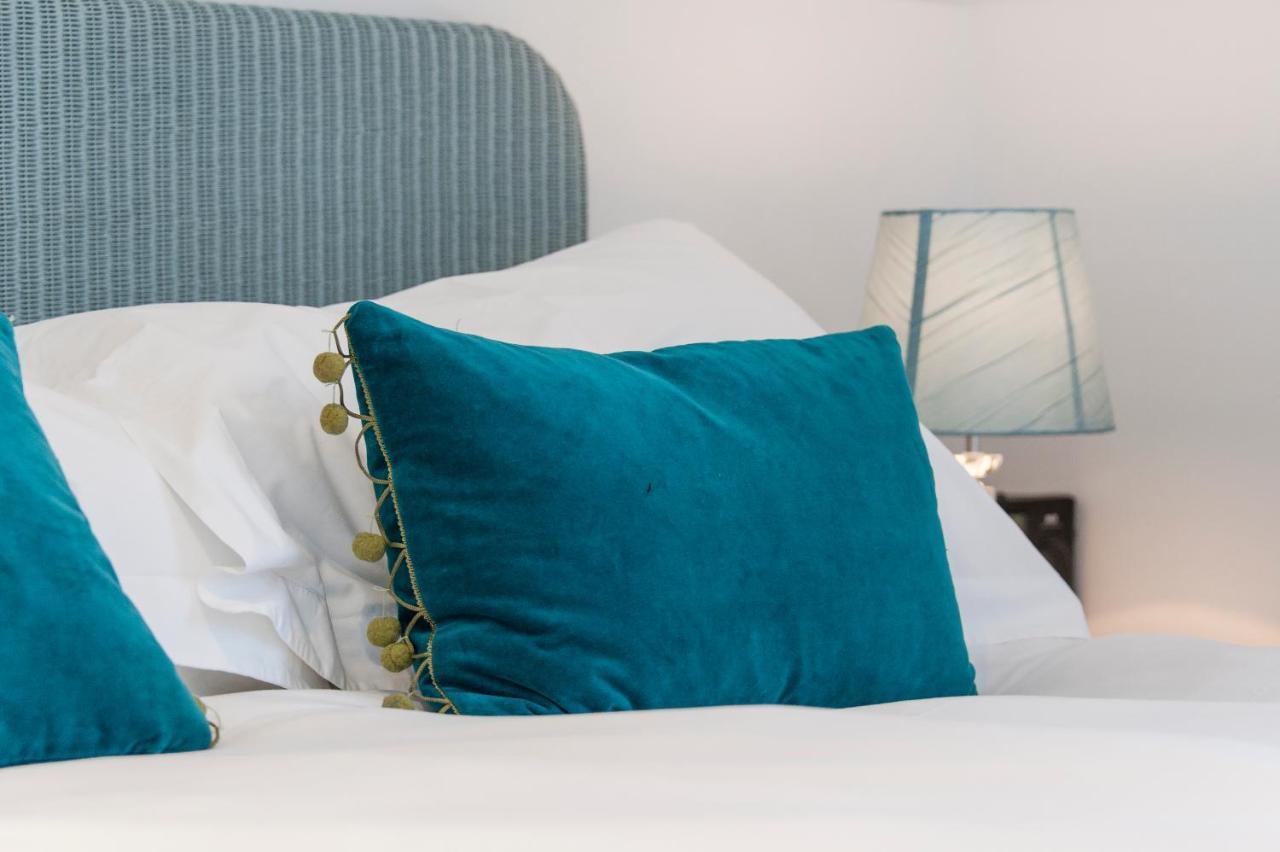 Apple Tree Boutique 4*
