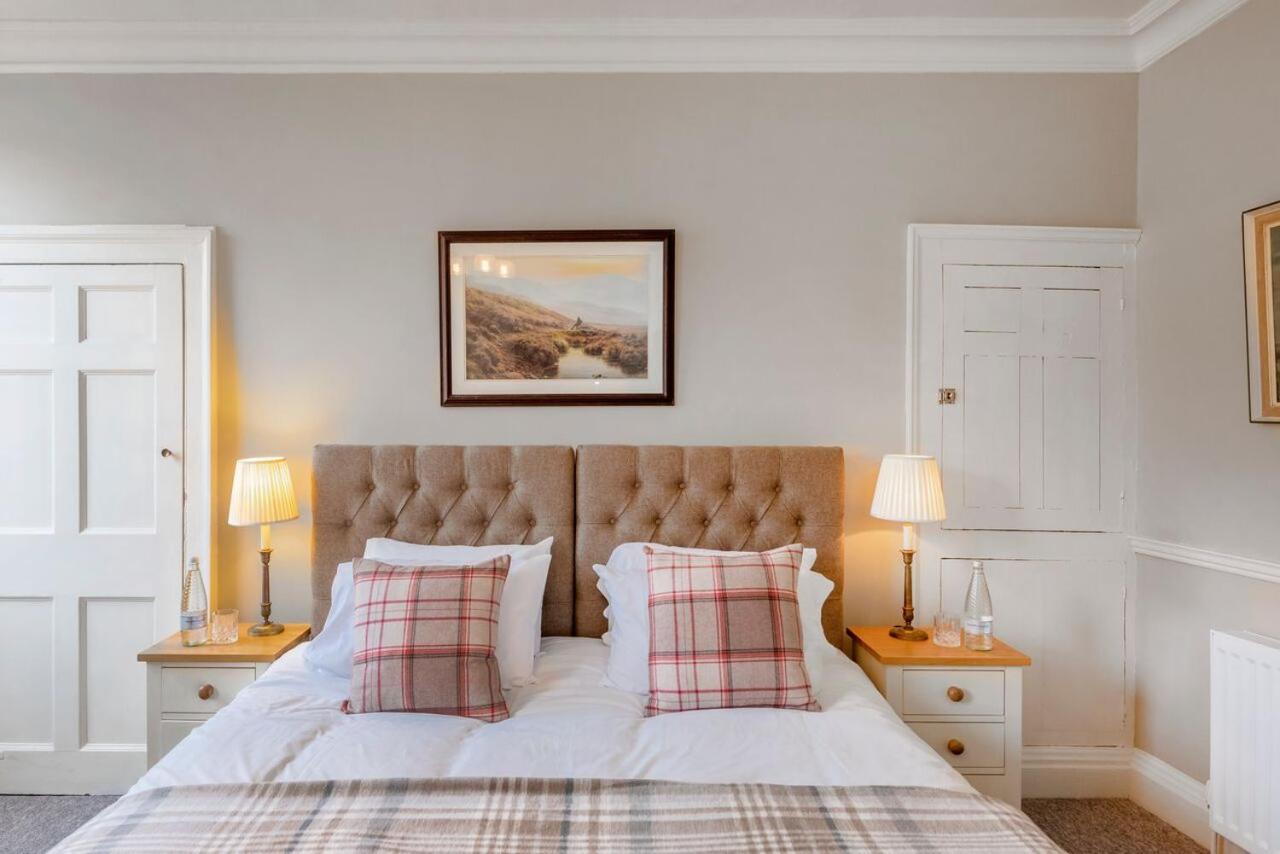 Luxury Two Floor Central Duplex Free Parking *