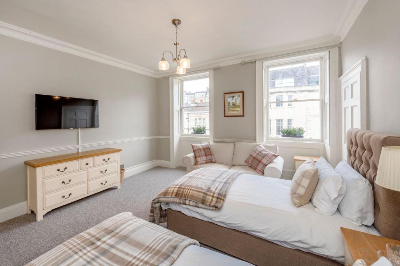 Luxury Two Floor Central Duplex Free Parking Apartment *
