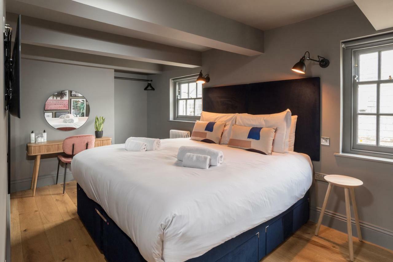 Hiding Space - Trim Street Aparthotel 4*
