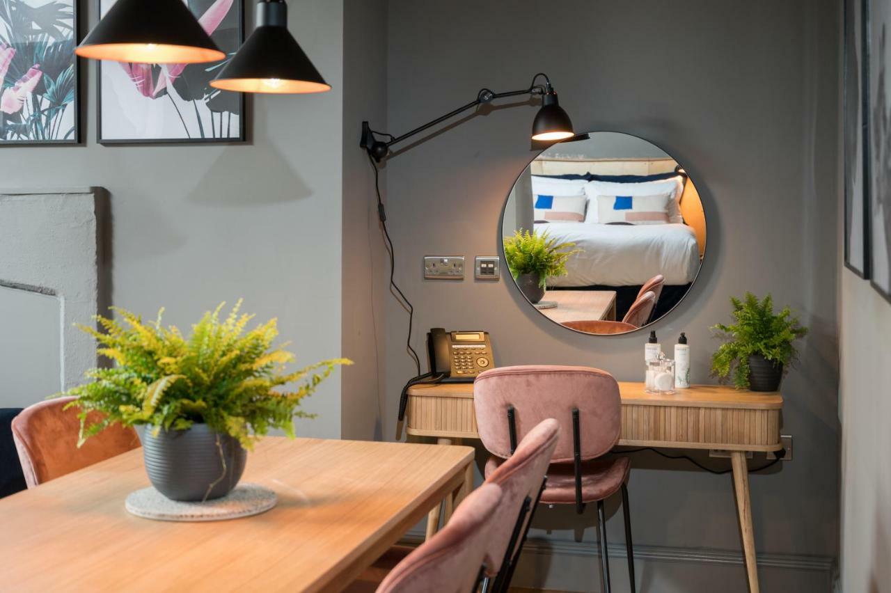 Hiding Space - Trim Street Aparthotel 4*