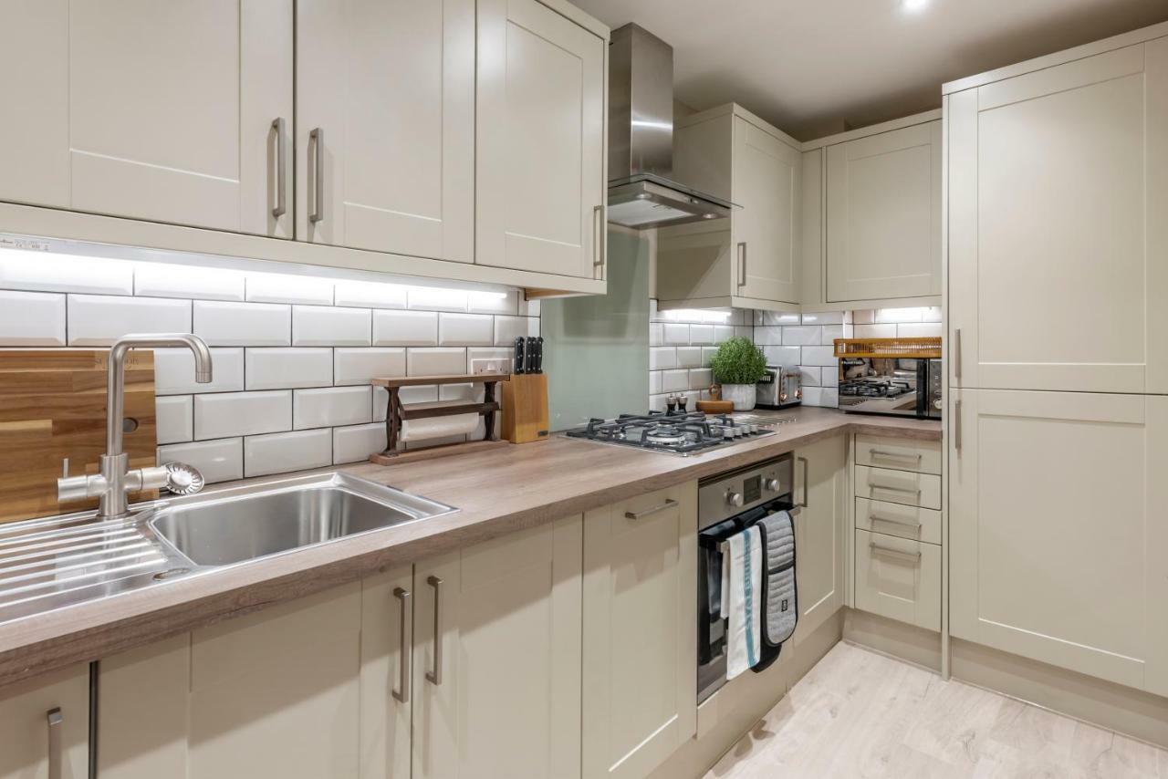 Superior Luxury - City Centre Apartment Bath