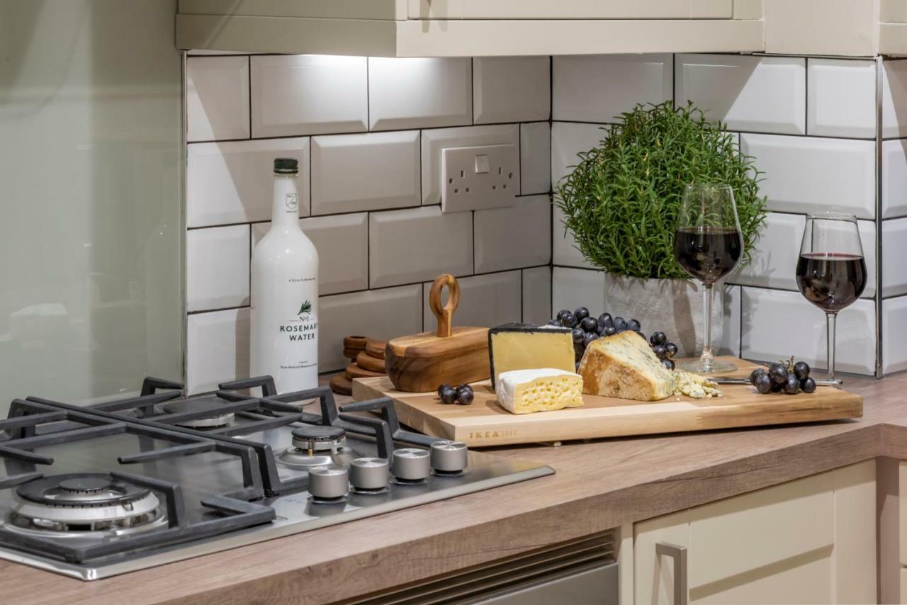 Superior Luxury - City Centre Apartment Bath