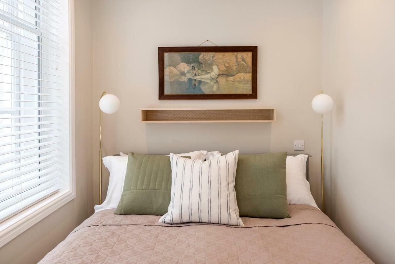Superior Luxury - City Centre Apartment Bath