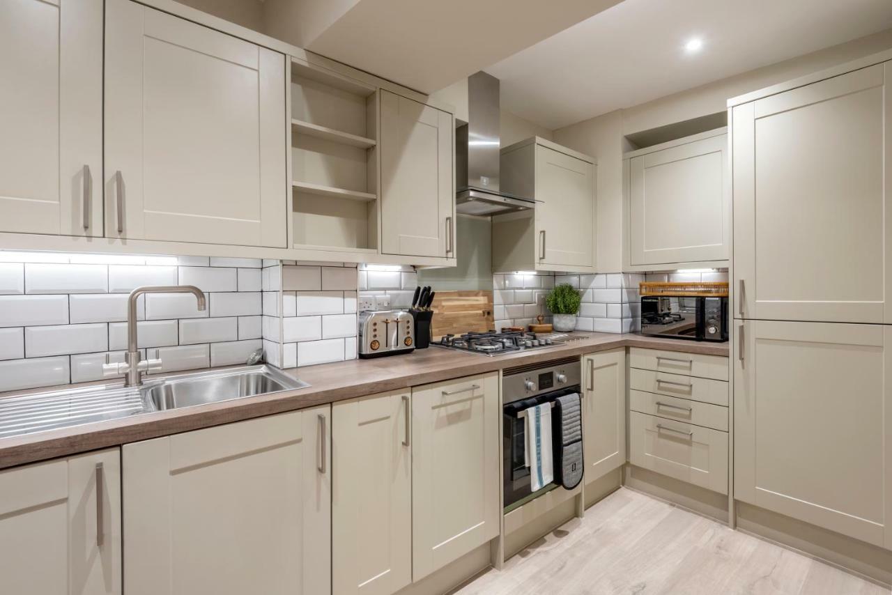 Superior Luxury - City Centre Apartment *