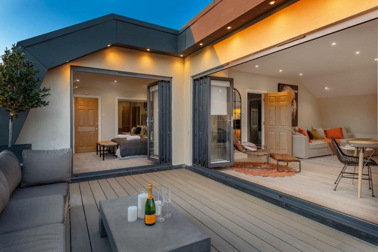 Superior Luxury - City Centre Apartment *