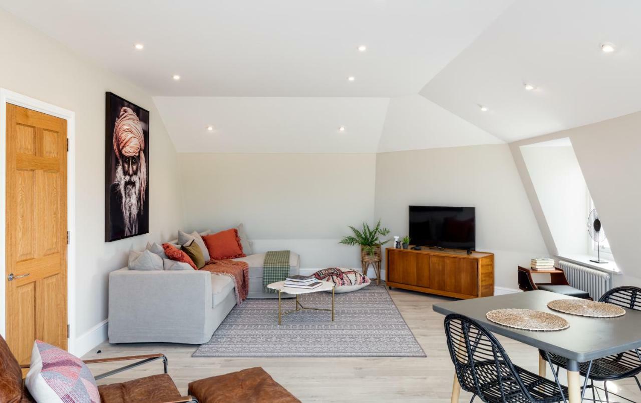 Superior Luxury - City Centre Apartment *