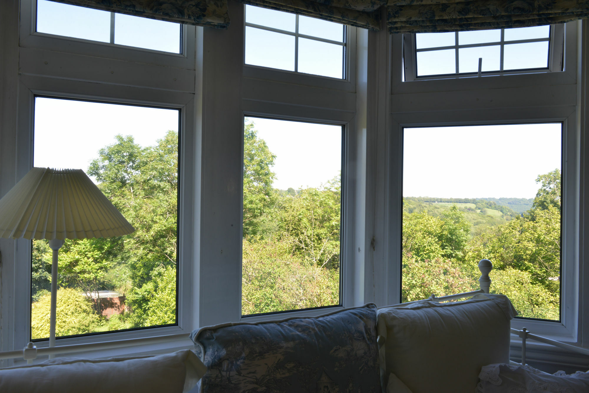 High Beeches Bed & Breakfast 4*