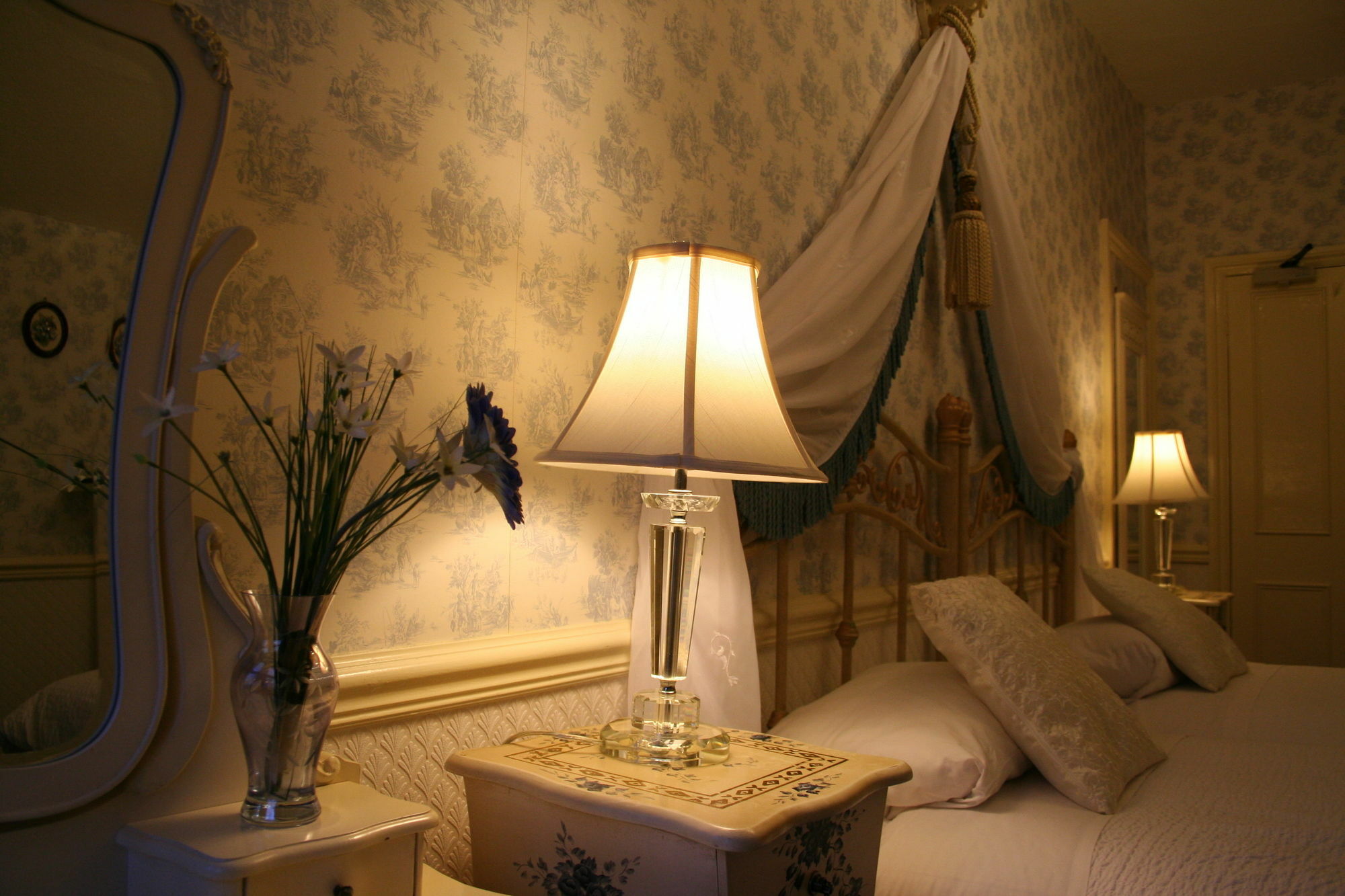 Cranleigh 4*