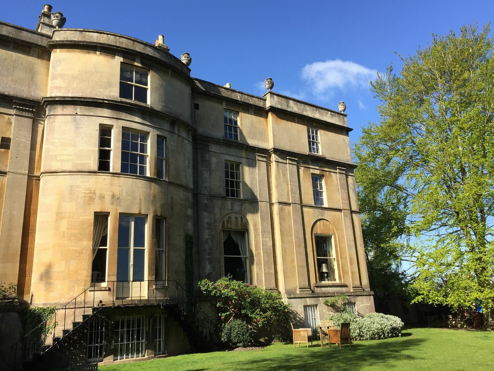 Bloomfield House
