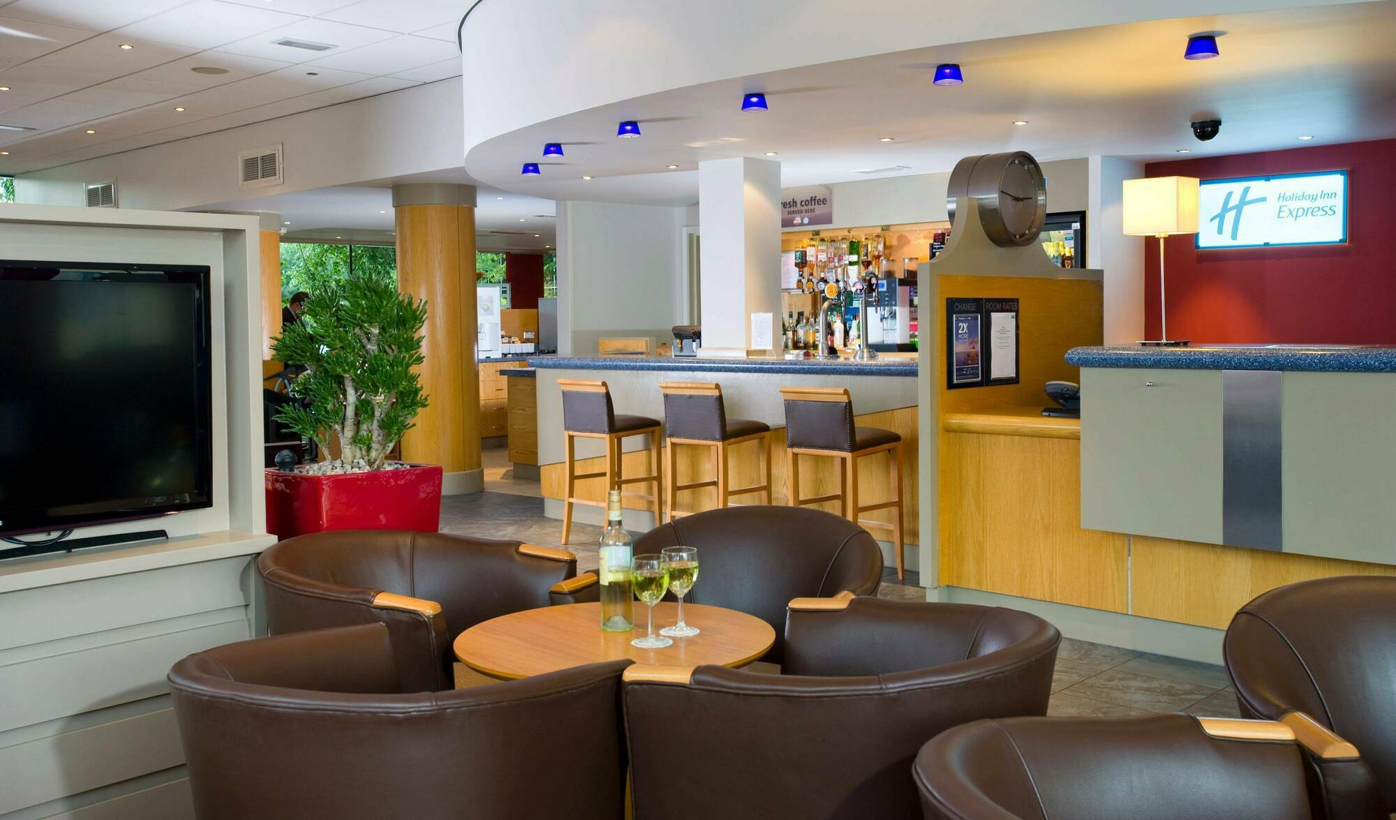 Express By Ihg 3*