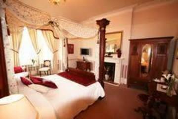 Cranleigh 4* Bath